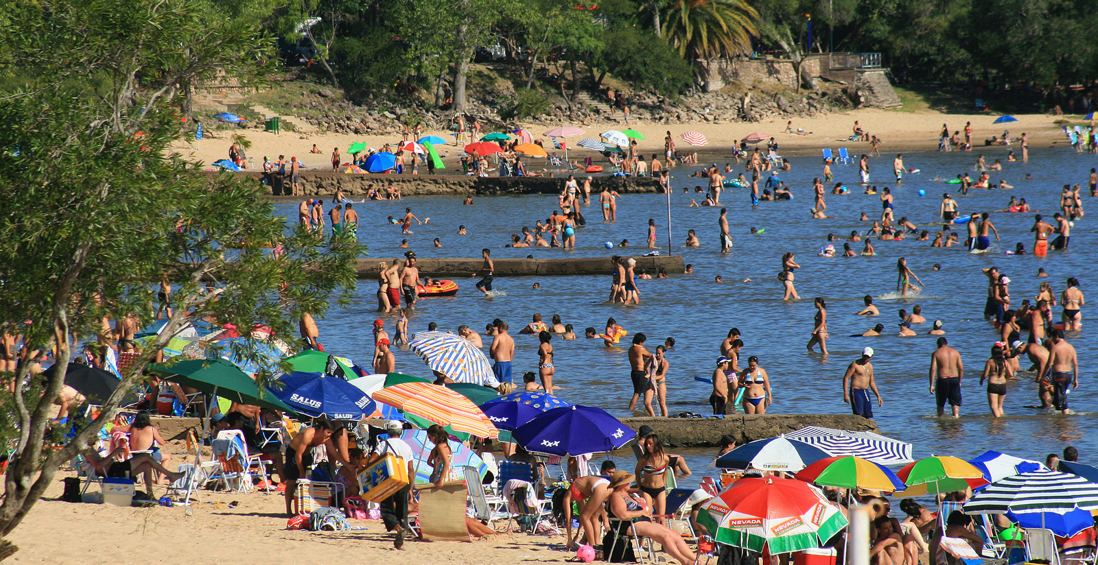 Playa de balneario Las Cañas